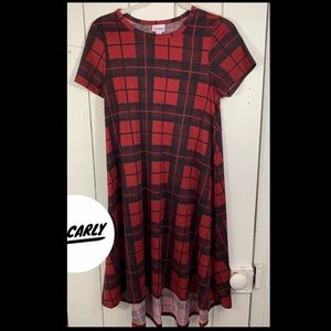 NWT Lularoe- Red & Black Checkered “Carly”🖤